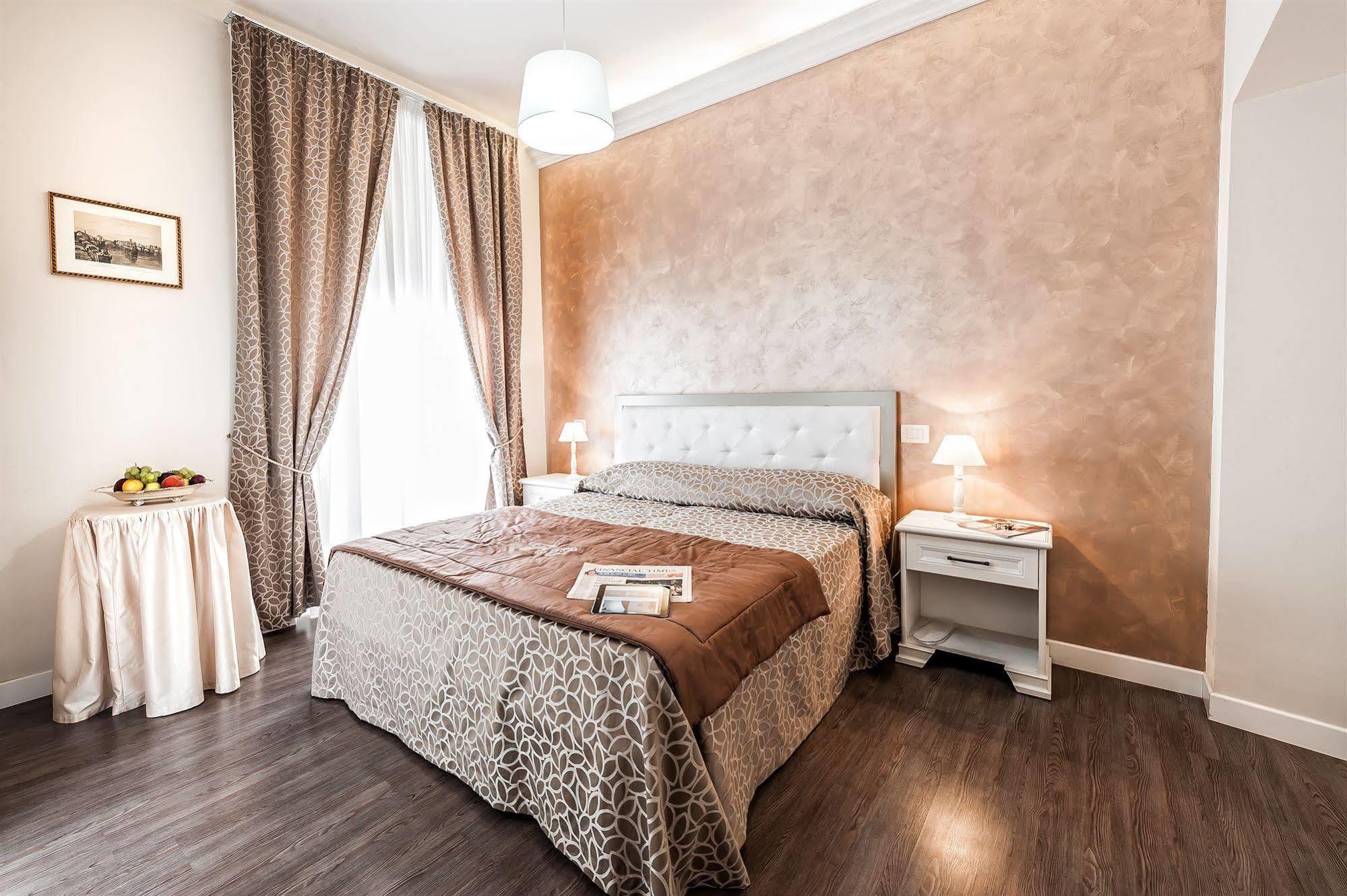 Bed & Breakfast Relais De L'opera 2*